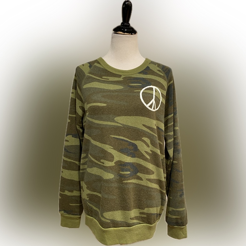 Wren & Glory “Play Time” Camo Sweatshirt, Medium